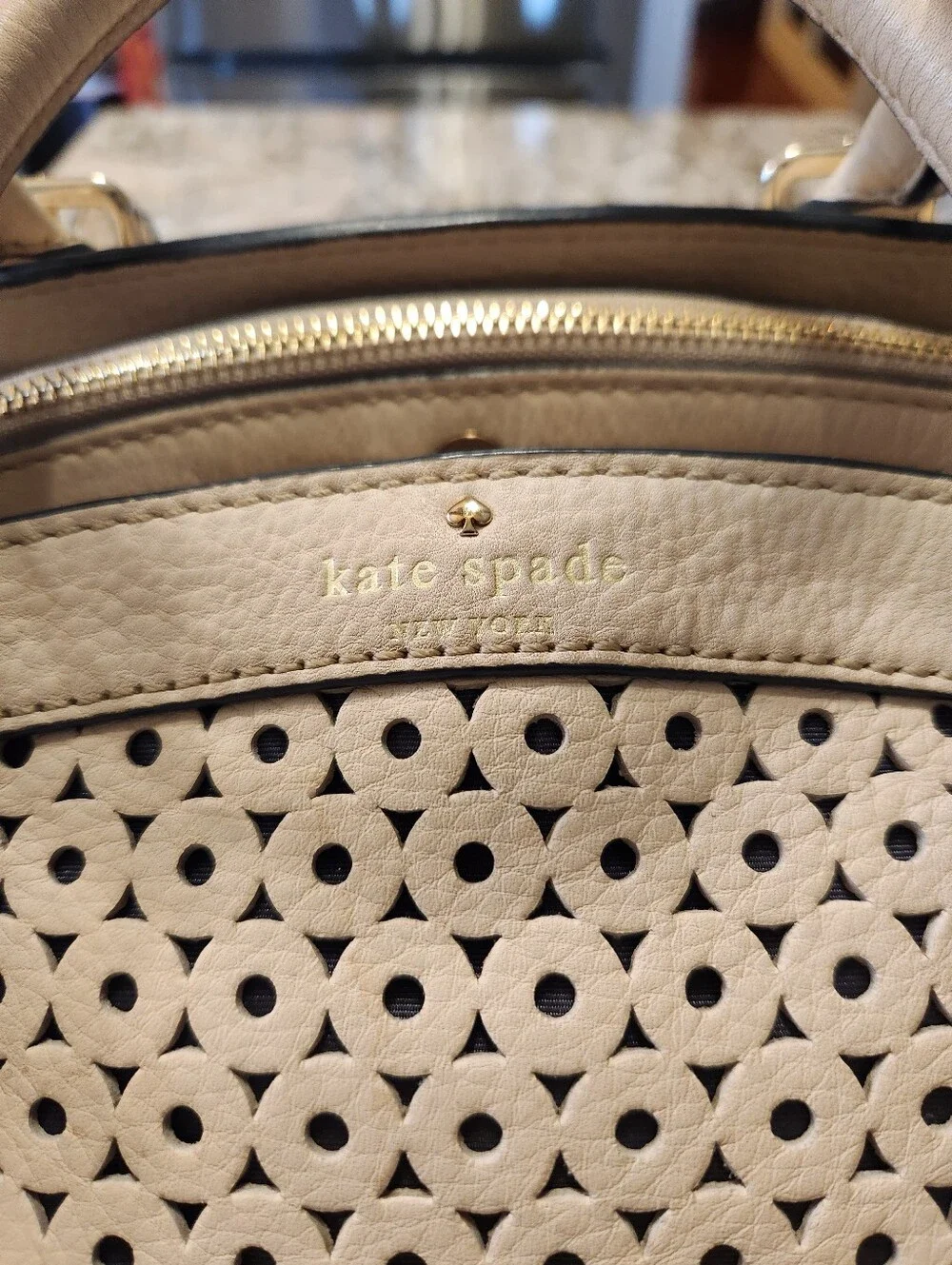 Kate Spade NY Handbag Mercer Isle Sloan Leather Satchel Cream GUC Laser Cut